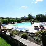 Salmarina Farm stay